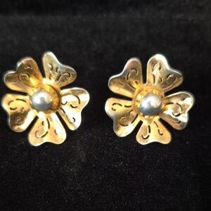 Gold Flower Stud Earrings